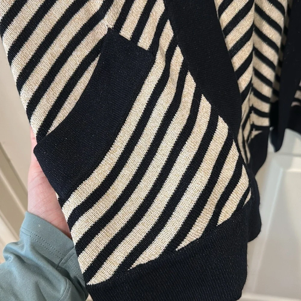 Chicos tan/black metallic open front cardigan, size 1 - Picture 6 of 9